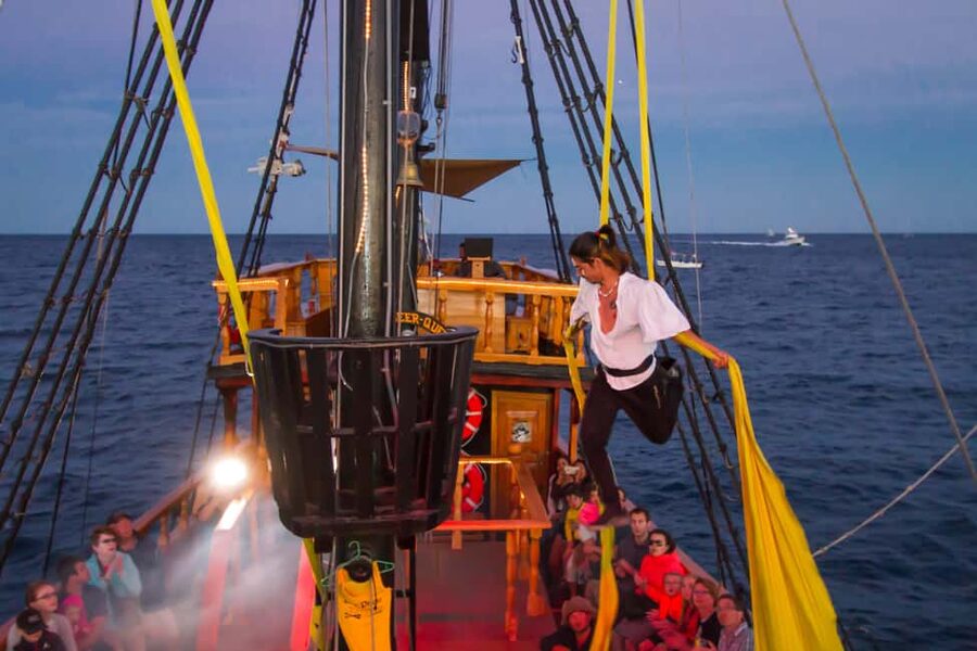Cabo San Lucas: Sunset Pirate Ship Cruise with Dinner Show - Practical advice for a smoother evening