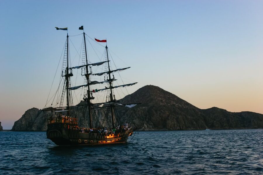 Cabo San Lucas: Sunset Pirate Ship Cruise with Dinner Show - Should you book this Cabo pirate cruise?