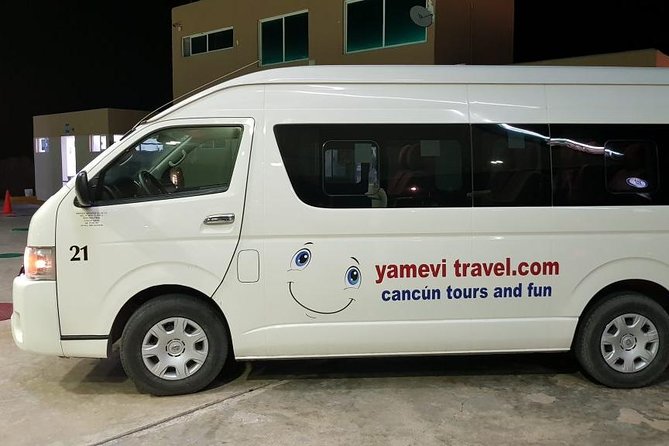 Cancun Airport private transfer to Cancun hotel zone - From immigration to the airport exit