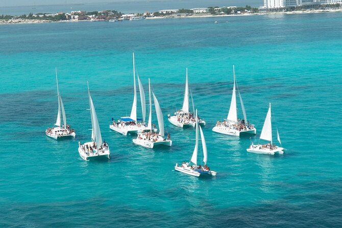 Cancun All Inclusive Catamaran Tour to Isla Mujeres - Lunch and beach time at the club