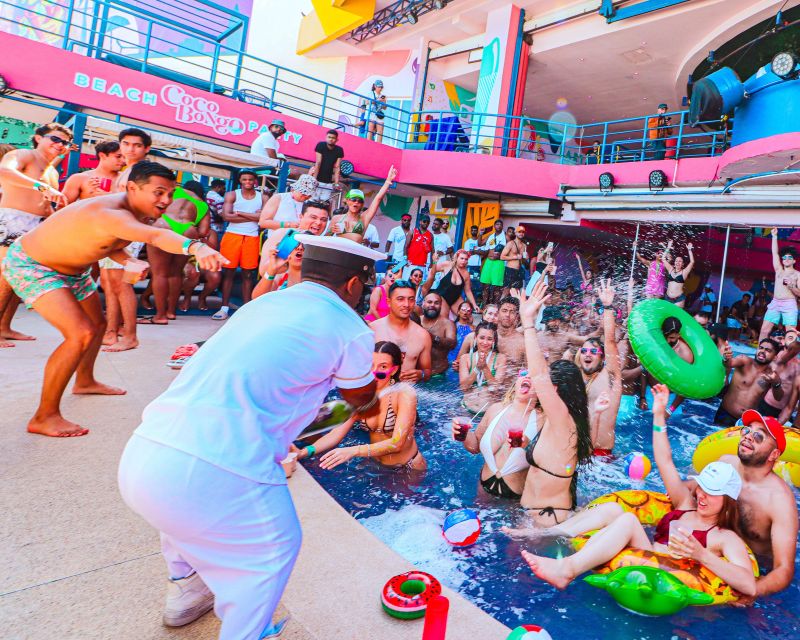 Cancún: Coco Bongo Beach Party Experience - Getting in with fewer problems