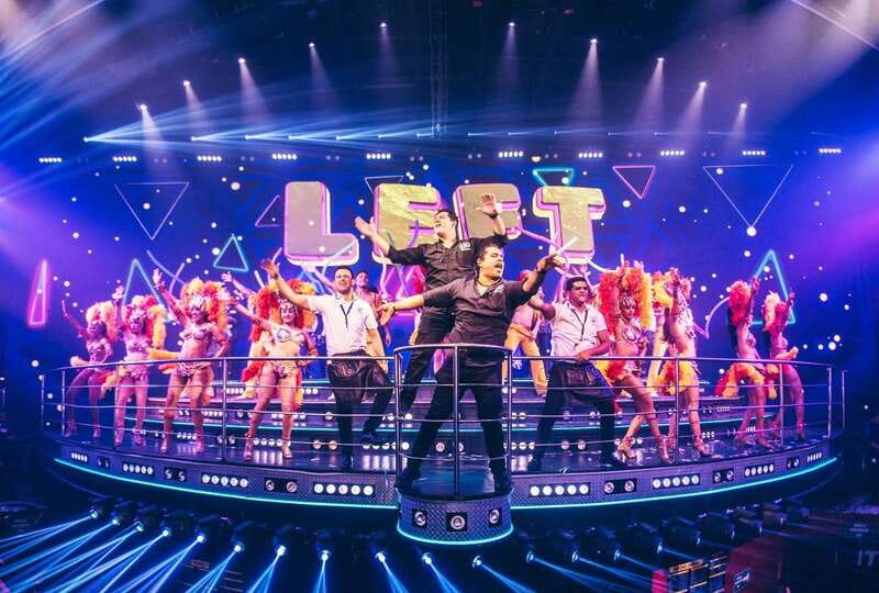 Cancun: Coco Bongo Nightclub Experience - How crowded is the club?