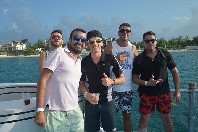 Cancun Dancer Cruise to Isla Mujeres with Snorkeling and Lunch - Isla Mujeres: a short taste of island life