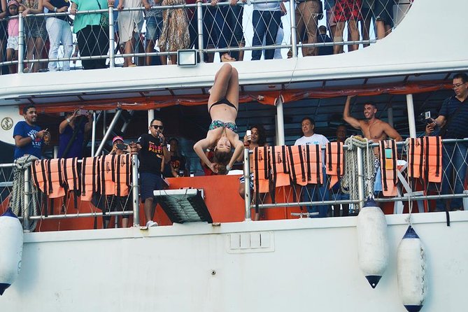 Cancun Dancer Cruise to Isla Mujeres with Snorkeling and Lunch - The ride back to Cancun
