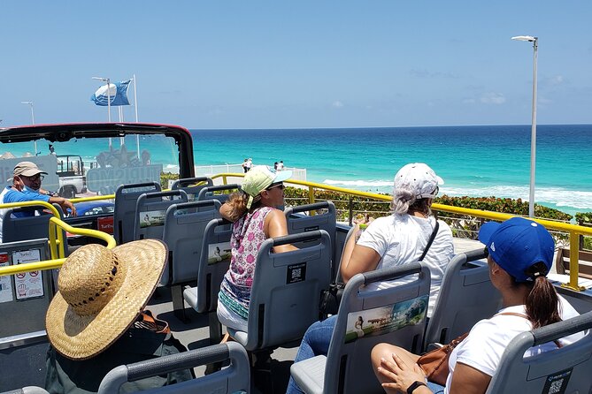 Cancun Guided Bus City Tour (from Cancun and Riviera Maya) - Guides, commentary, and the overall tone