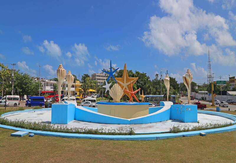 Cancun: Hop-On-Hop-Off Sightseeing Bus Tour - Timing, heat, and the real meaning of hop-on hop-off