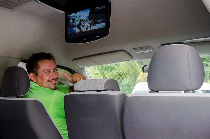 Cancun Private Round trip Airport Transfer - What the vehicles and drivers are like