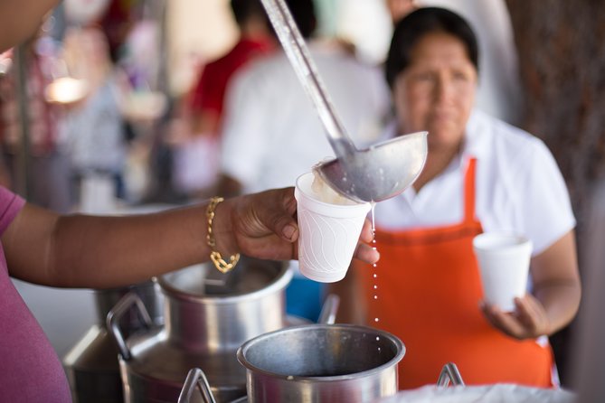 Cancun Street Food Tour with Food Stalls, Local Market and Murals - Stop two: a Mexico City style specialty