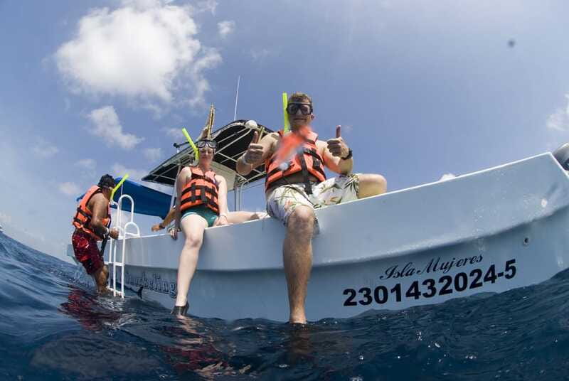 Cancún: Swim with Whale Sharks - Who should choose this day trip