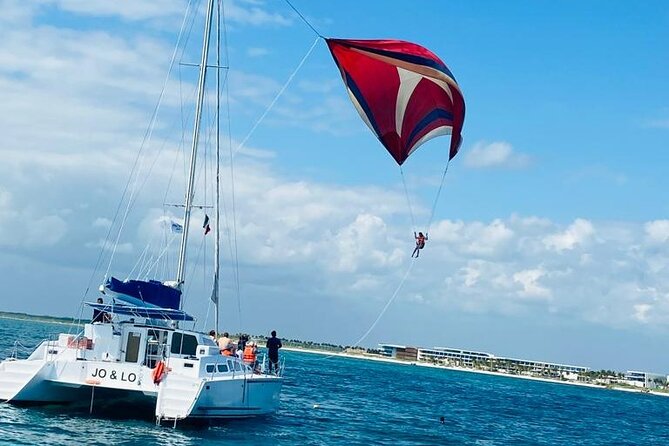 Catamaran Cruise in Riviera Maya With Snorkeling & Beach Club - Drinks, photos, and the real cost