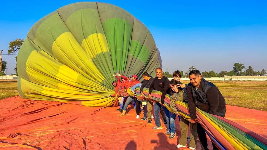 CDMX: Teotihuacan Hot Air Balloon with Breakfast - The Guadalupe Shrine and the long ride home