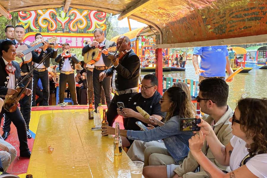 CDMX: Xochimilco Trajinera Party, Drinks, Mariachi & Tacos - Key points at a glance