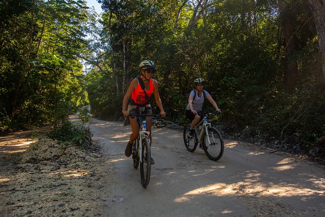 Cenotes trail jungle bike tour in Tulum with lunch - Swimming in Cenote Cristal and snorkeling at Escondido