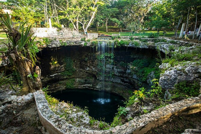 Chichén Itzá Ancestral Tour from Playa del Carmen with Cenote - Guides, language, and group comfort