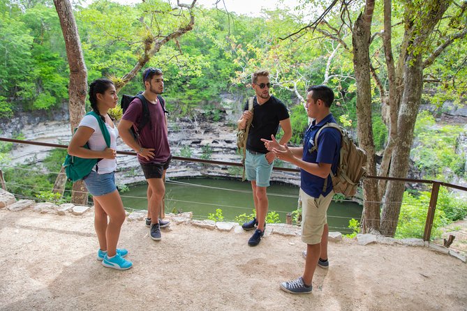 Chichen Itza by Van: Reduced Group, Tour Guide, Fast Trip & Lunch - The reduced group and the reality of the van