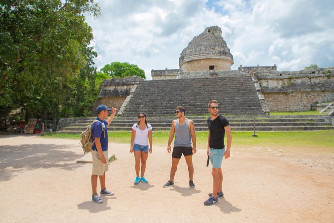 Chichen Itza by Van: Reduced Group, Tour Guide, Fast Trip & Lunch - Food, drinks, and the included extras
