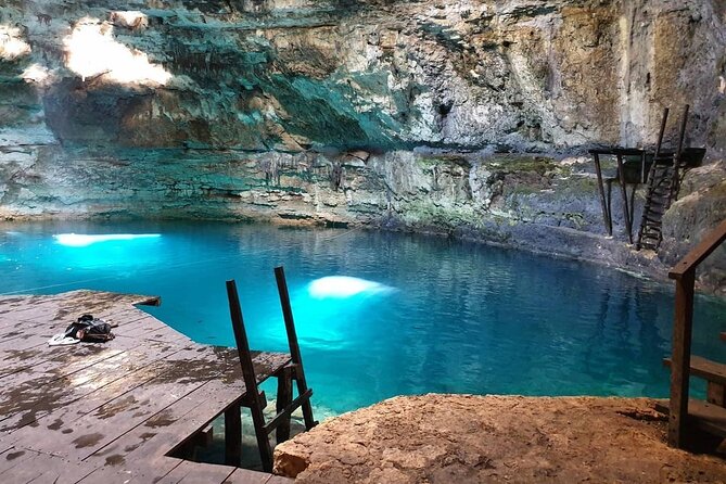 Chichen Itza, Cenote and Valladolid Small Group Day Trip - Guides, drivers, and the small-group difference