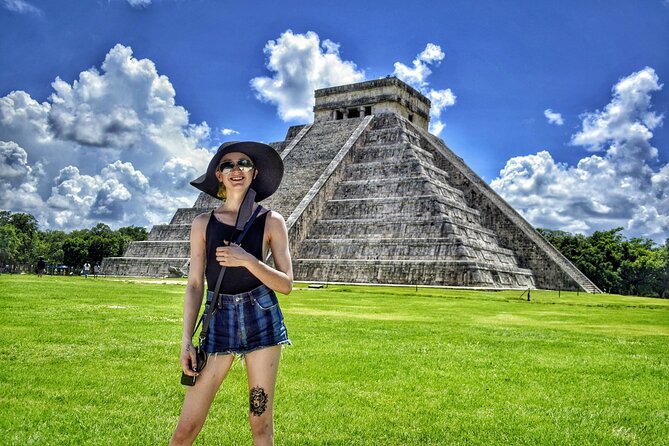 Chichen-itza & Cenote Private Tour - A Mexican buffet at the right moment