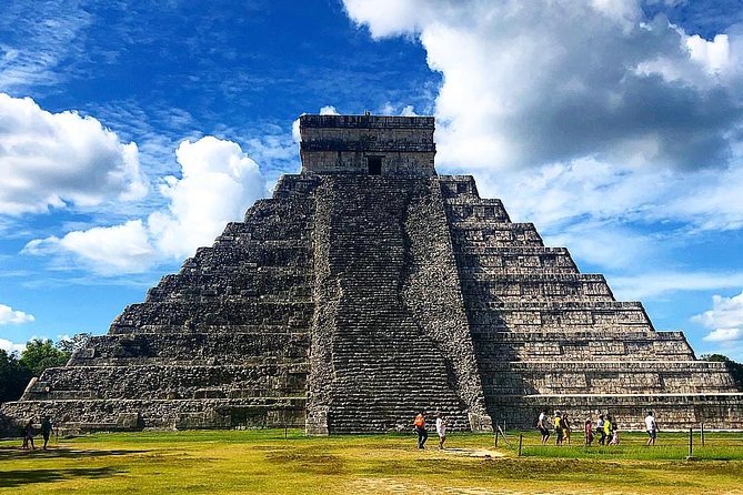 Chichen Itza Classic Tour - The cultural stop can add context or consume your time