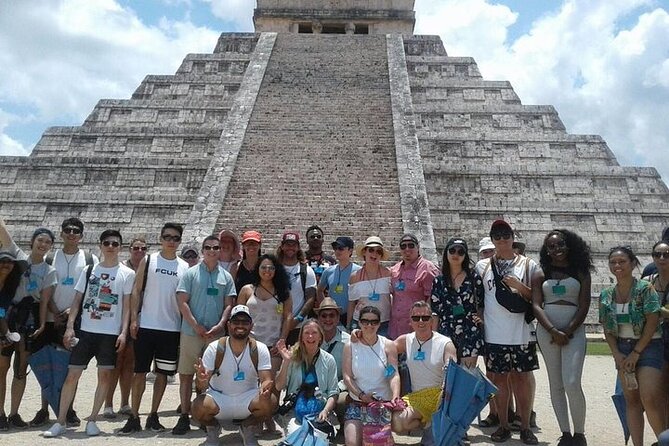 Chichen Itza Deluxe from Cancun to Playa del Carmen - Breakfast and drinks before the ruins