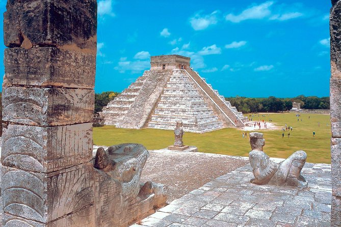Chichen Itza Deluxe Valladolid and 2 Cenotes - Valladolid in only 20 minutes