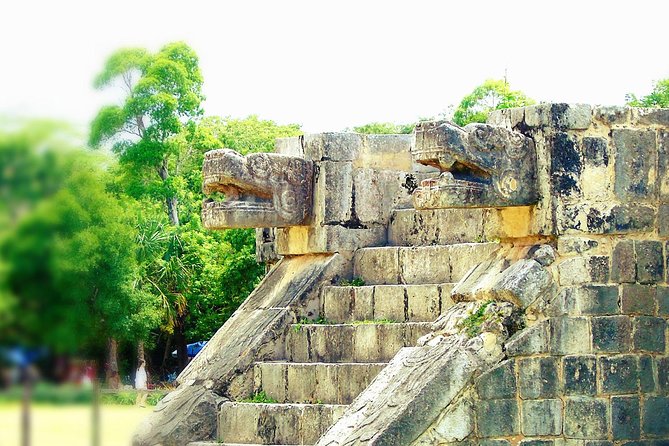 Chichen Itza, Suytun and Ik-Kil Cenote - Chichén Itzá and the Kukulkan Pyramid