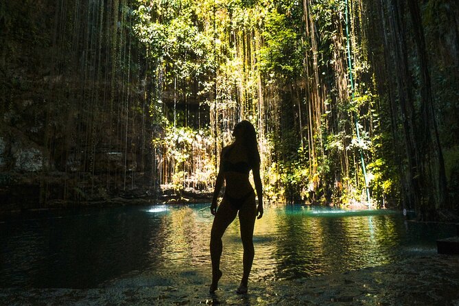 Chichen Itza, Yucatecan Buffet, Cenote Saamal and Valladolid - Transport, group size, and comfort