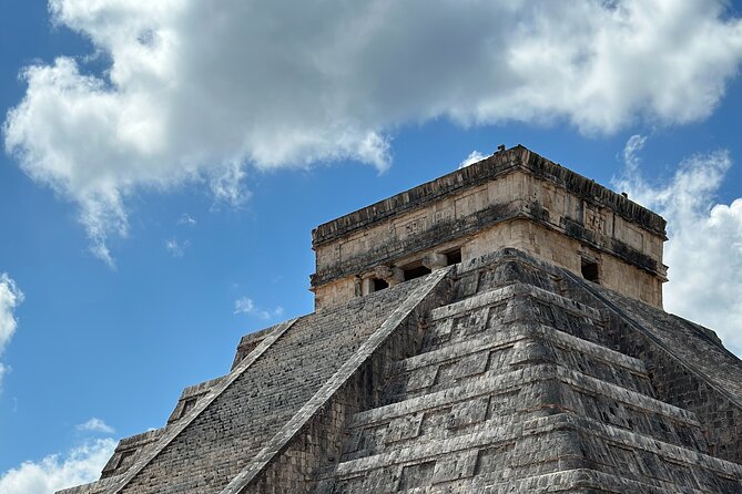 Chichen Private Experience - Valladolid: colonial streets and Yucatecan food
