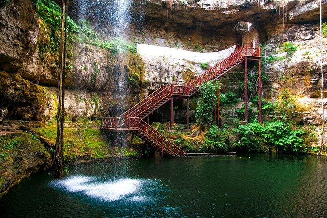 Chichen Regular from Cancun to Playa del Carmen - Swimming at Selva Maya’s cenote