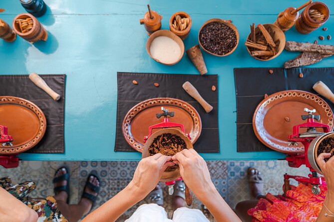 Chocolate Seaside Workshop & Wine Tasting - Making chocolate the traditional way