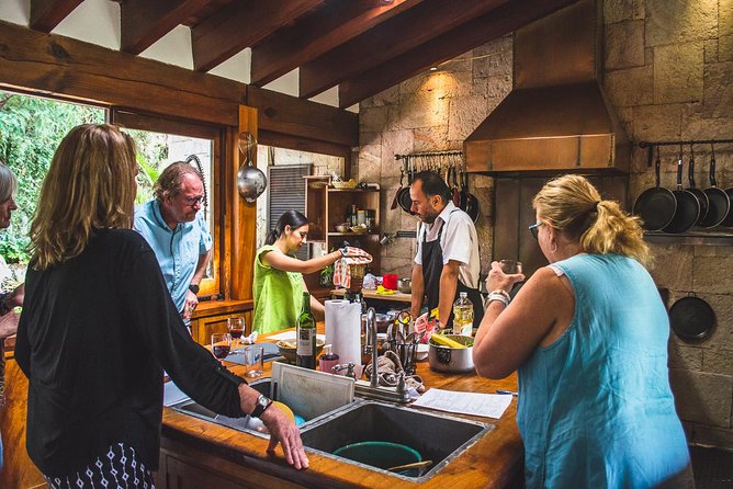 Cook & Dine | Make Authentic Mexican Mole and Salsas in San Miguel de Allende - The salsa course starts with chopping and tasting