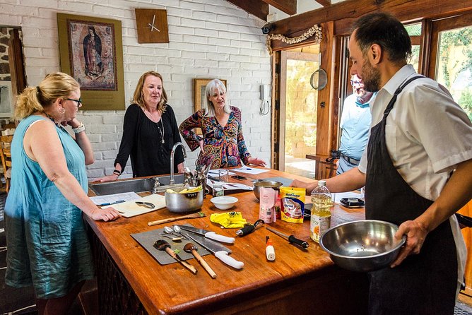 Cook & Dine | Make Authentic Mexican Mole and Salsas in San Miguel de Allende - Ancestral Mexican rice adds a practical lesson