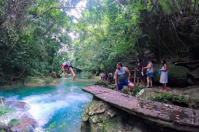 "Copalitilla" Waterfalls from Huatulco - Who will enjoy this Huatulco day trip