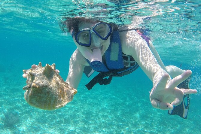 Costa Maya Snorkel Tour - Getting set up at Yaya Beach Club