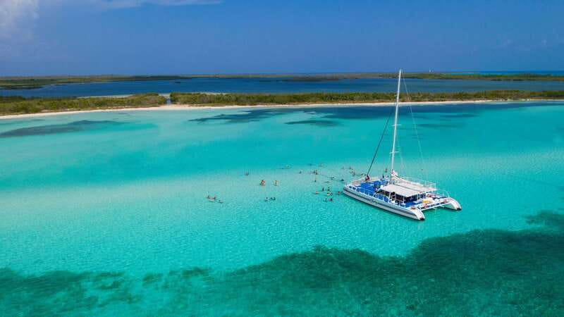 Cozumel: El Cielo, Palancar Reef, and Beach Party with Food - Setting sail on a 65-foot Fury catamaran
