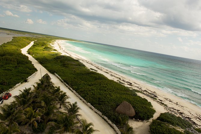Cozumel Jeep and Snorkel Adventure with Lunch at Punta Sur Park - Driving through Cozumel in a Jeep