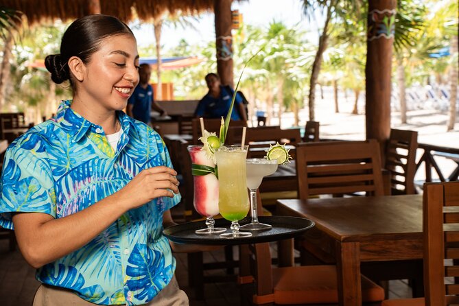 Cozumel: KUZÁ Beach Day, Buffet, Open Bar & Mexican Flavors Class - Getting there from Cozumel’s cruise and hotel areas