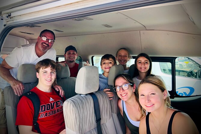 Cozumel: Shared Transfer from Airport to Hotel - Meeting your ride at Cozumel Airport