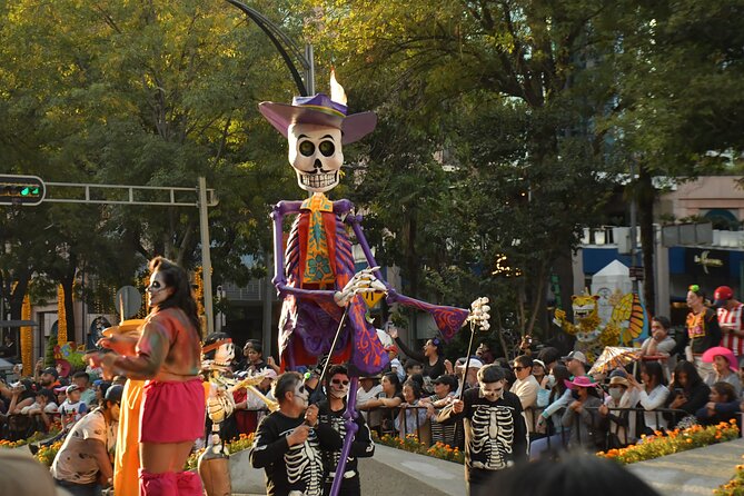 Day of the Dead Tour in Mexico City - Inside the cemetery after dark