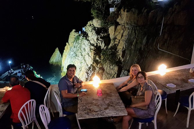 DeLuxe Cliff Divers+Sunset Exhibition byNight w/Different Options - Key points to know before you book