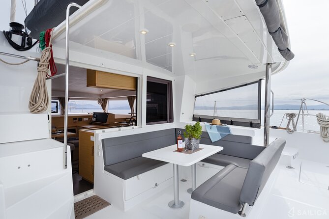 Deluxe Private Boats - 40 ft Catamaran - Lunch on board, with a generous Mexican menu