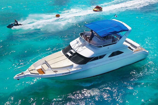 Deluxe Yacht 48FT with FlyBrige Rental in Cancun - A private yacht day from Cancun’s Hotel Zone