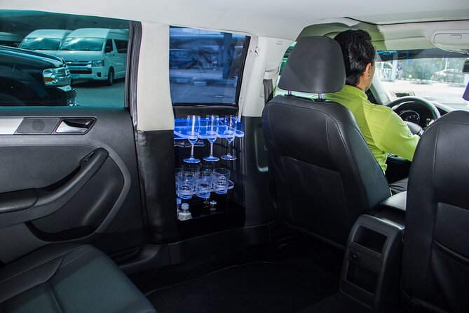 Departure by Luxury Sedan From Playa del Carmen to Cancun Airport - Why private transport can beat a cheaper shuttle