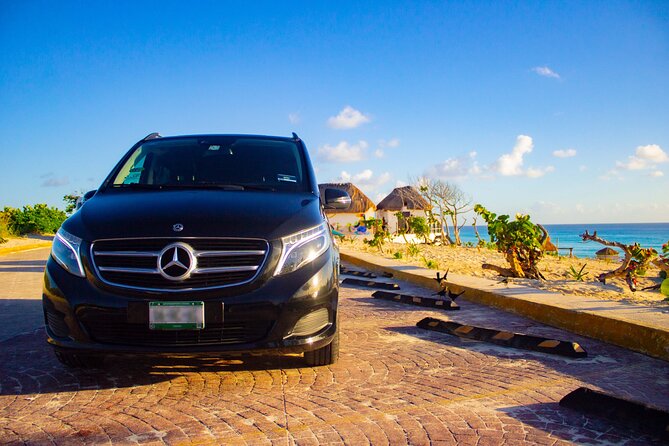 Departure from Akumal to Cancun International Airport. Private Service - Meeting point details and a small wording problem