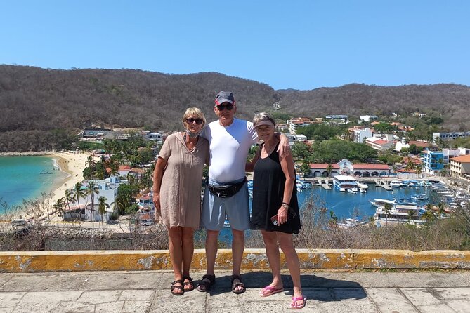 Discover the magic of Huatulco and its surroundings areas - Guides, vehicle, and group size