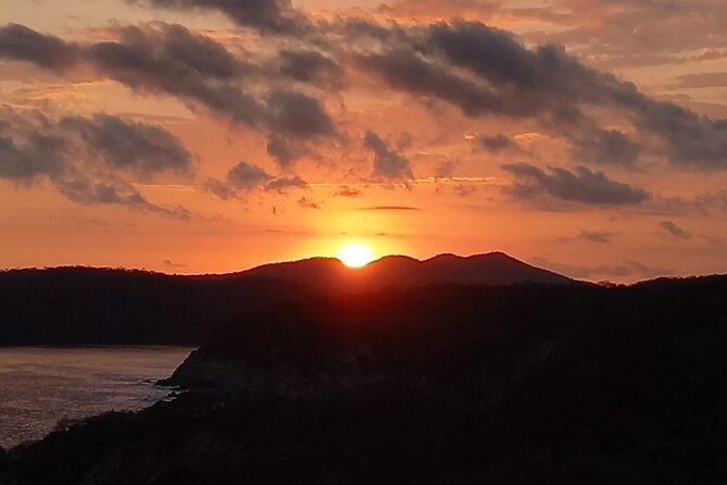 Discover the magic of Huatulco and its surroundings areas - Timing, cost, and who gets the most from it