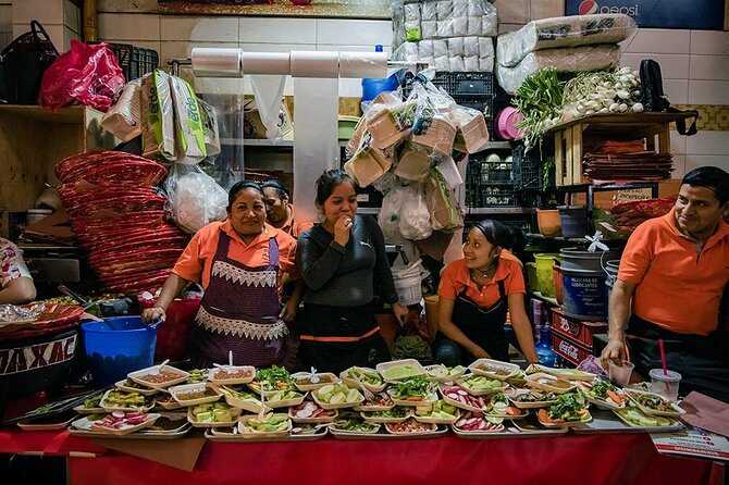 Earth, Corn & Fire: Tasting the Roots of Oaxacan Cuisine - Mercado 20 de Noviembre, juice, and Oaxacan staples