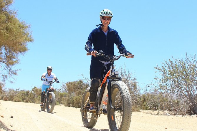 Electric Bike Beach Adventure with Tequila Tasting and Lunch - Which guide experience should you expect?