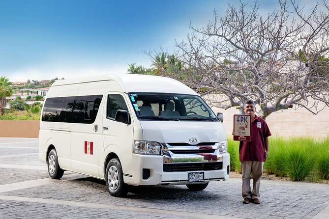 EPIC Airport Roundtrip Shuttle - Hotel and resort drop-offs