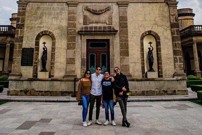 EXCLUSIVE TOUR Chapultepec Castle - Small Groups - Walking up through Chapultepec Forest